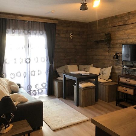 Appartement Zirbenduft Ferienhaus Fuenf Sinne Döbriach Eksteriør bilde